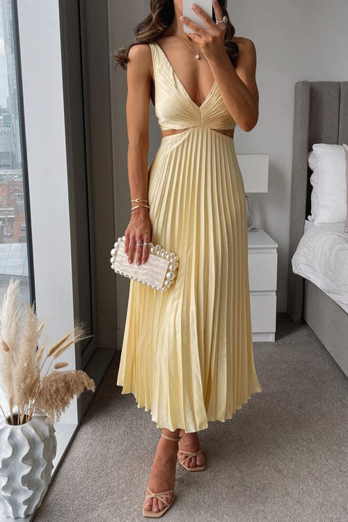 SANNE™ | Elegant Pleated Midi Dress