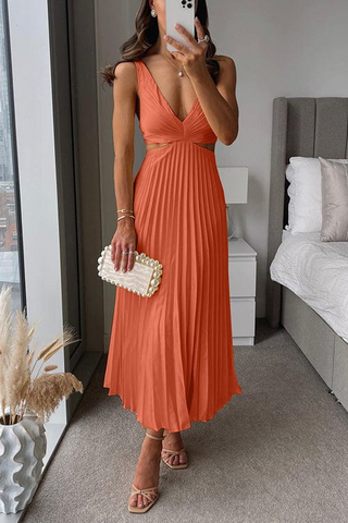 SANNE™ | Elegant Pleated Midi Dress