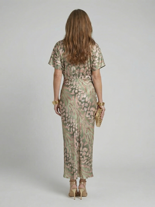 Giulia | Natural Elegance Midi Dress