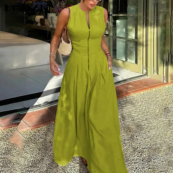 HONORATA™ - Relaxed Loose Fit Zippered Round-Neck Maxi Dress