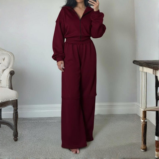DARA™ - Comfy Zip-Up Hooded Sweatshirt and Elastic Waist Pants Set