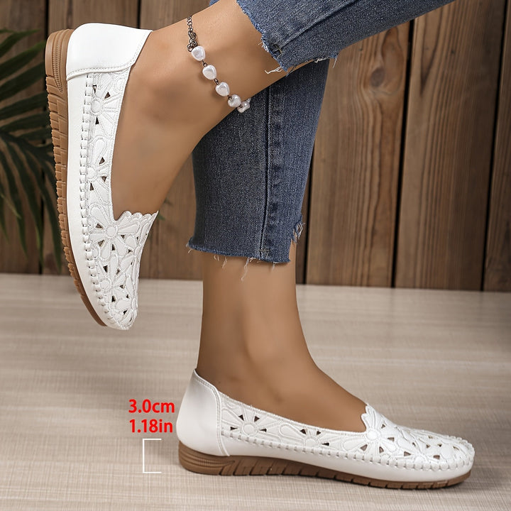 ANNE - Comfortable Lightweight Fashionable Shoes with Cut-Outs