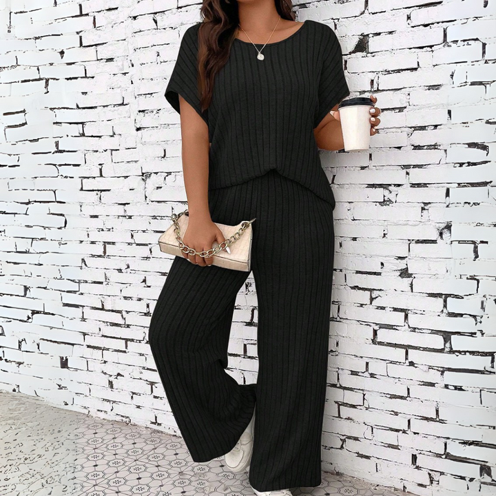 WAUNA™ - Casual Plus Size Short-Sleeve Top and Pants Set