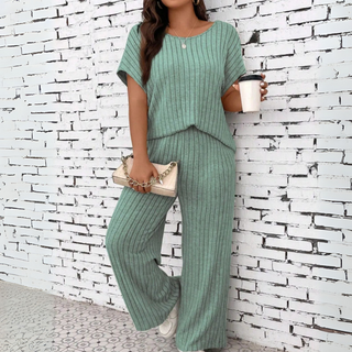 WAUNA™ - Casual Plus Size Short-Sleeve Top and Pants Set