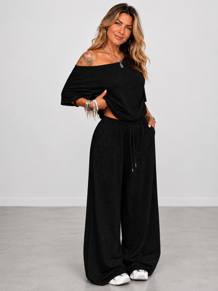 Emilia™ | Set with Top and Wide Trousers