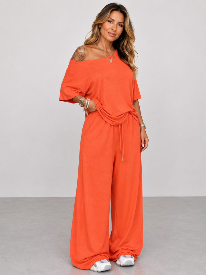 Emilia™ | Set with Top and Wide Trousers