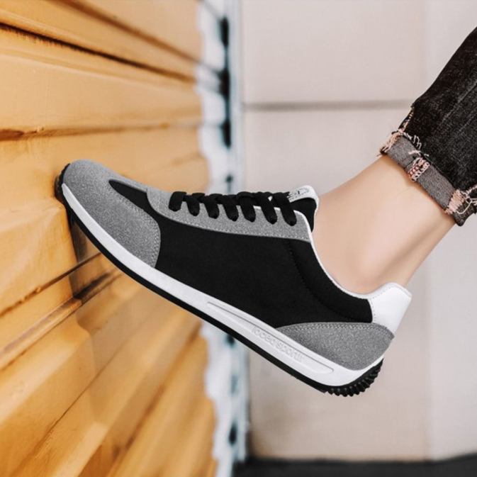 Lyon | Retro Sneakers
