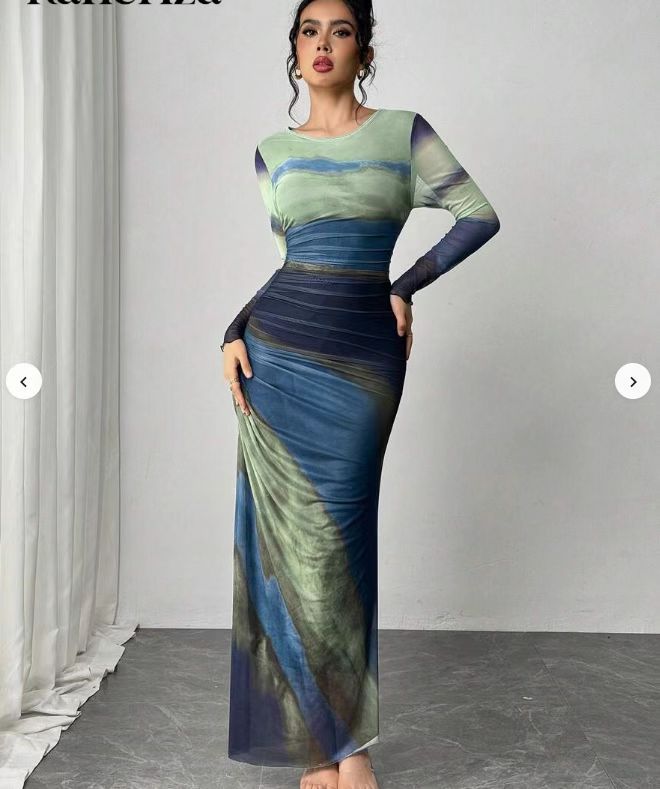 JULIA™ - Comfy Printed Long-Sleeve Round Neck Bodycon Maxi Dress