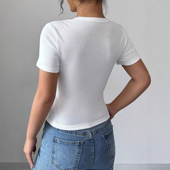 HATI™ - Relaxed Summer Short-Sleeve Buttoned Top