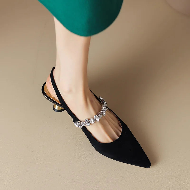 ISABELLE™ | Elegant Pumps