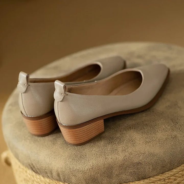 HELEN™ | Classic Pumps