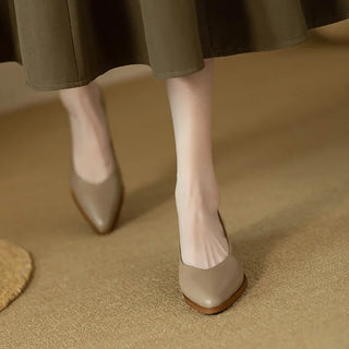 HELEN™ | Classic Pumps