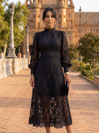 CLAIRE | Elegant Lace Maxi Dress with Long-Sleeves