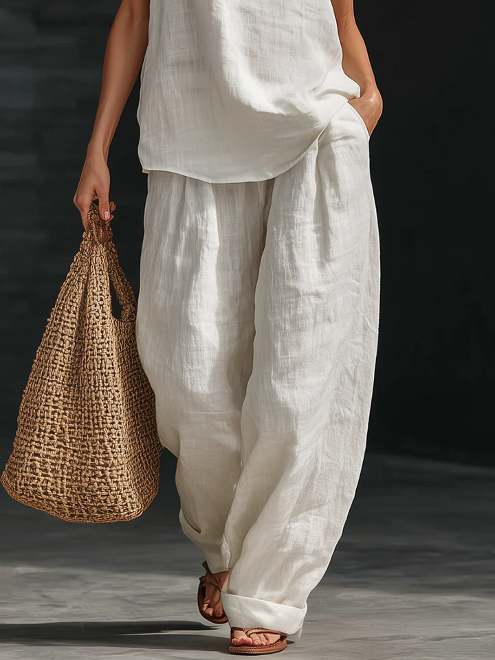 Zoë™ - Sleeveless Set with Wide-Leg Trousers