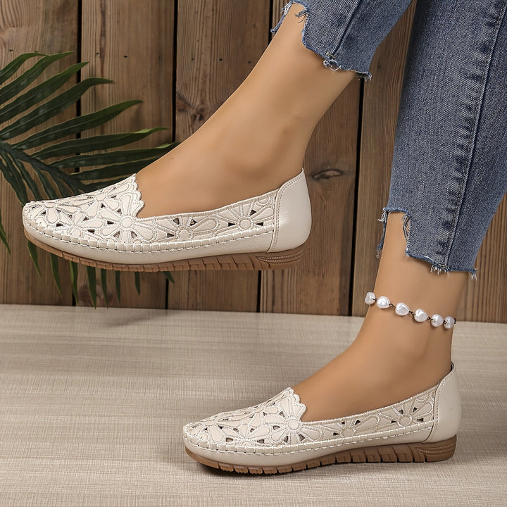 ANNE - Comfortable Lightweight Fashionable Shoes with Cut-Outs