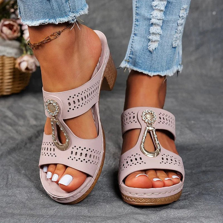 CROX | Isabelle Comfortable Orthopedic Sandals