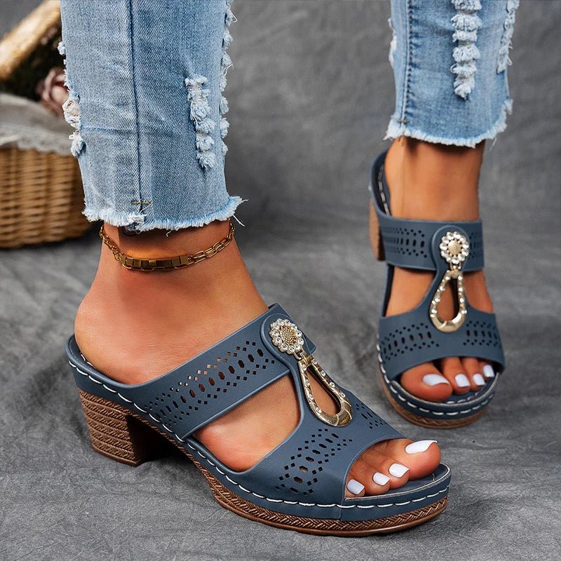 CROX | Isabelle Comfortable Orthopedic Sandals